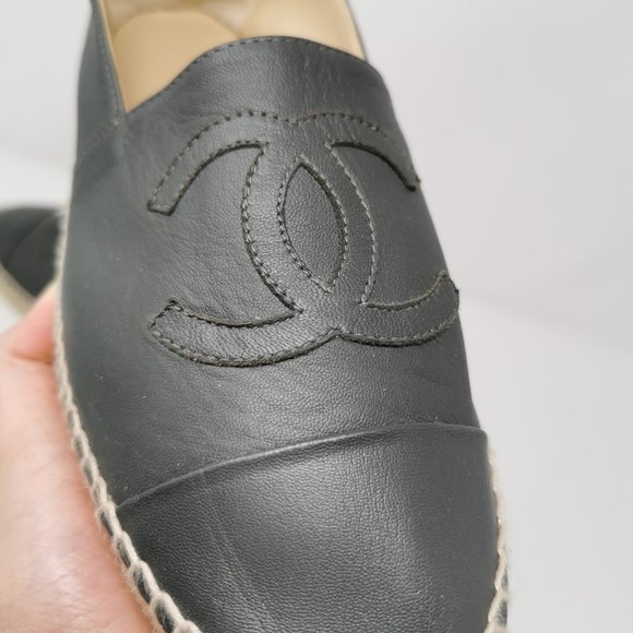 CHANEL Lambskin Espadrilles Logo Cap Toe Double Stack Flats - Picture 2 of 11